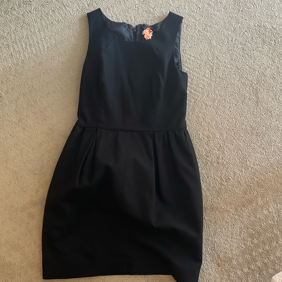GUC J. Crew Pencil Dress, Wool, lined. Sz 4. Closet staple 👗 - Picture 1 of 6